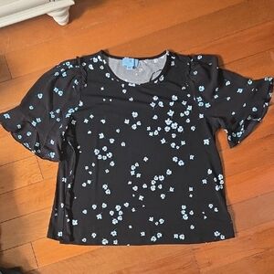 CeCe Black Ruffled Short Sleeve Blouse